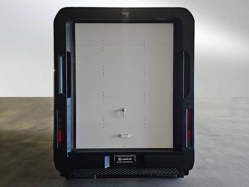 Used 2024 Chevrolet Brightdrop 400 w/ Commercial Equipment Package image 4