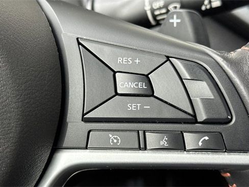 Used 2022 Nissan Altima 2.5 SR image 38