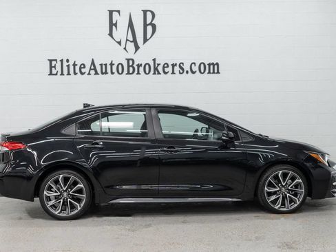 Used 2021 Toyota Corolla SE FWD image 5