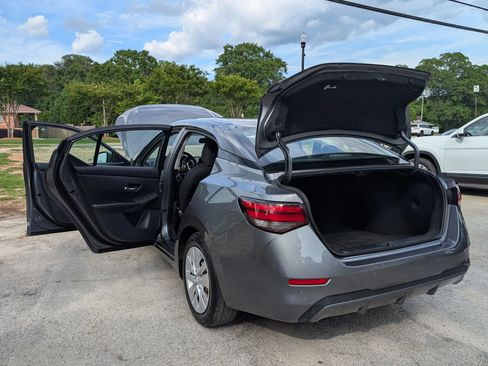 Used 2022 Nissan Sentra S FWD image 11