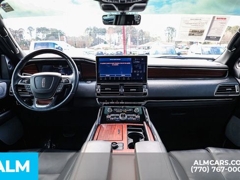 Used 2024 Lincoln Navigator L Reserve w/ Equipment Group 201A image 31