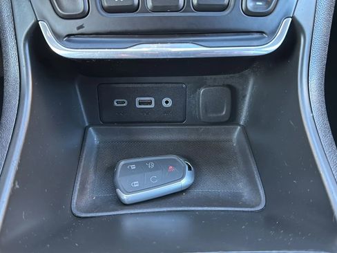 Used 2018 GMC Terrain SLE FWD image 19