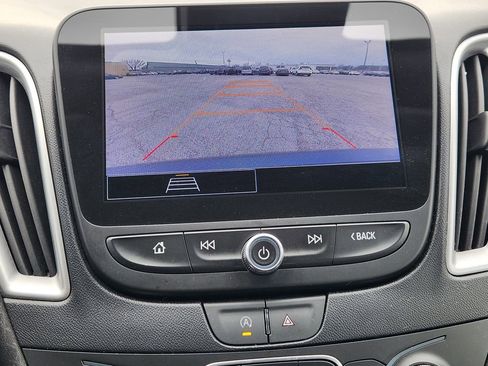 Used 2023 Chevrolet Malibu LT image 19