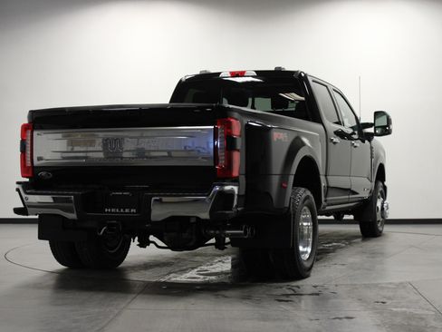 New 2026 Ford F350 King Ranch w/ Chrome Package image 4