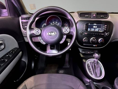 Used 2017 Kia Soul FWD image 8