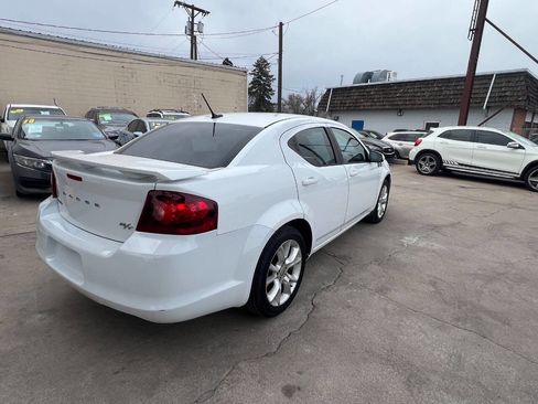 Used 2014 Dodge Avenger R/T w/ Sun/Sound Group FWD image 6
