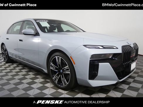 Used 2023 BMW 740i RWD image 1