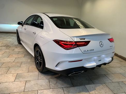 Used 2023 Mercedes-Benz CLA 250 4MATIC image 5