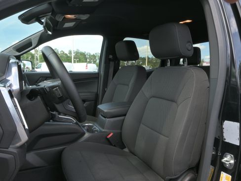Used 2024 GMC Canyon Elevation w/ Trailering Package RWD image 9