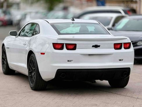 Used 2013 Chevrolet Camaro LS RWD image 8