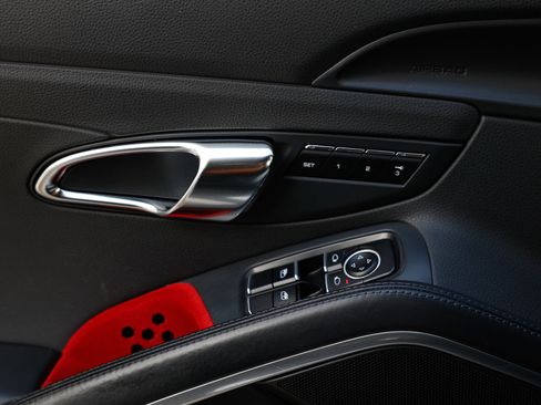 Used 2013 Porsche 911 Carrera 4 image 49