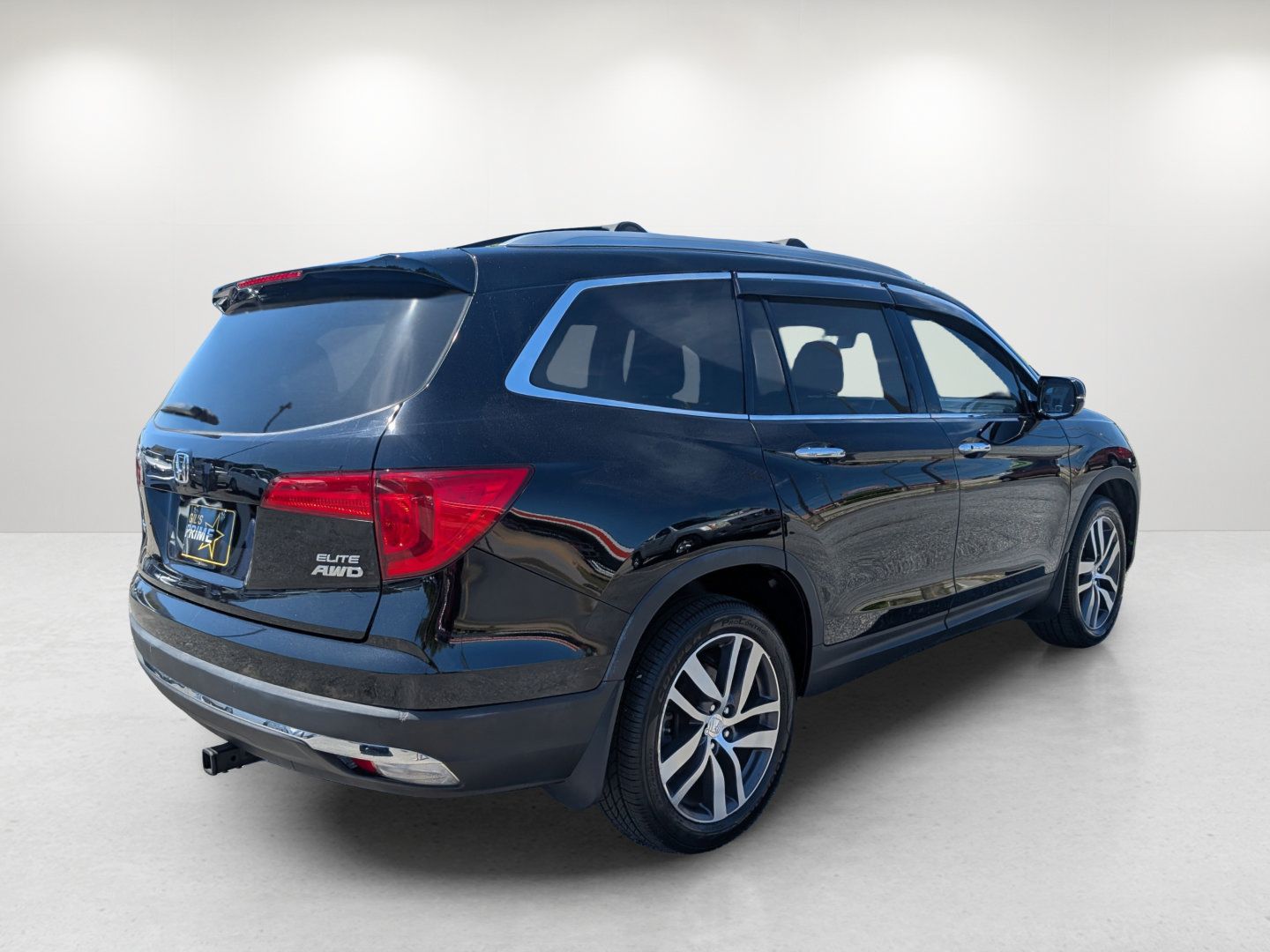 Used 2017 Honda Pilot Elite image 5