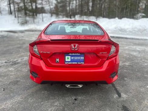 Used 2019 Honda Civic Sport image 6