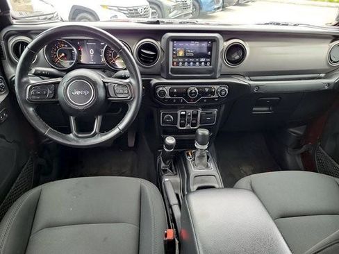 Used 2021 Jeep Gladiator Sport AWD/4WD image 13