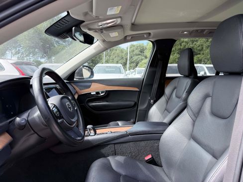 Certified 2023 Volvo XC90 B6 Plus w/ Protection Package AWD/4WD image 10