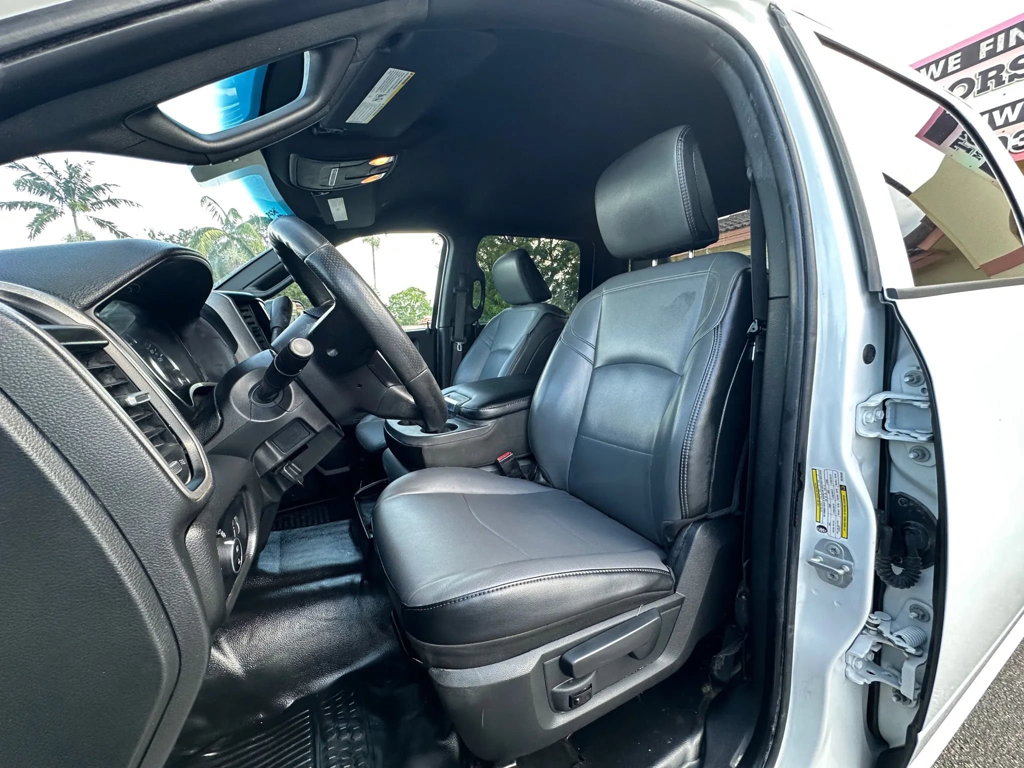 Used 2022 RAM 2500 Tradesman AWD/4WD image 14