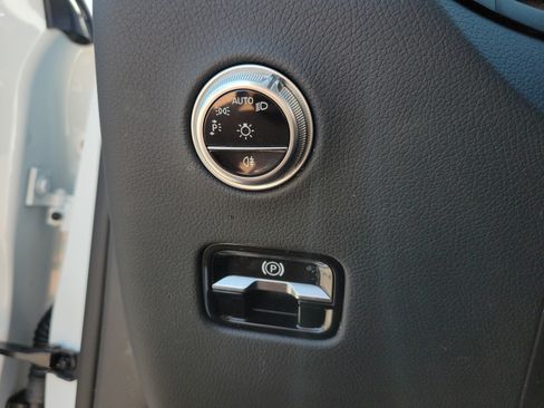 Certified 2024 Mercedes-Benz GLC 300 4MATIC image 20