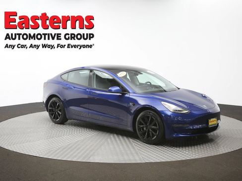 Used 2021 Tesla Model 3 Standard Range Plus image 47