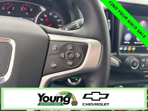 Certified 2024 GMC Terrain SLT image 19