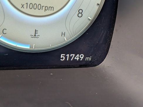 Used 2023 Hyundai Palisade Calligraphy image 25