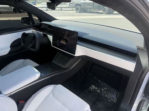 Used 2022 Tesla Model X Plaid AWD/4WD image 25