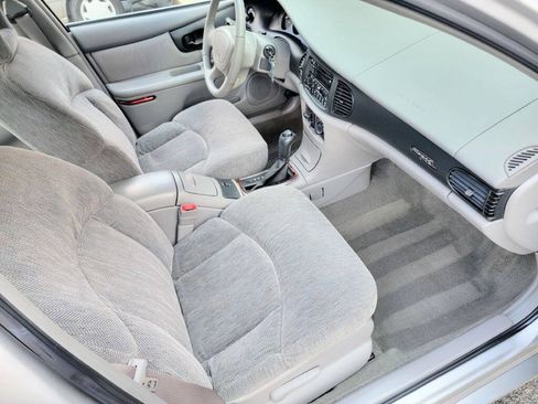 Used 2001 Buick Regal LS w/ Premium Pkg FWD image 22