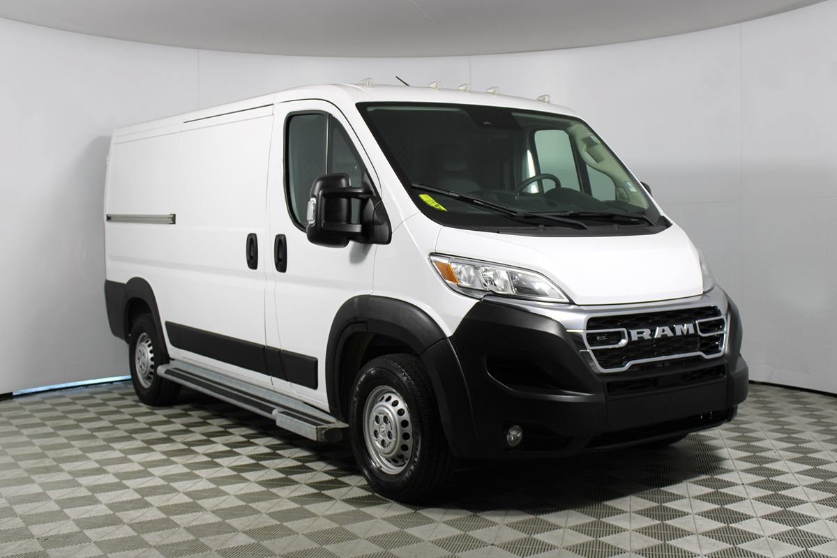 Used 2025 RAM ProMaster 2500 w/ U-Haul Equipment Group FWD image 1
