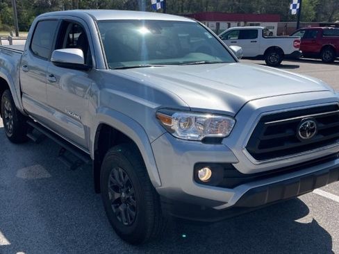 Used 2023 Toyota Tacoma SR5 image 6