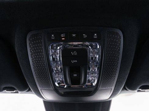 Used 2025 Mercedes-Benz GLS 63 AMG 4MATIC image 21