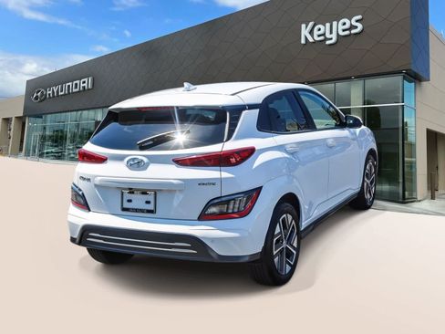 Certified 2023 Hyundai Kona Limited FWD image 4