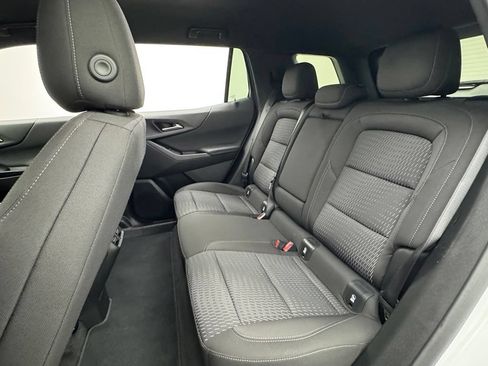 Used 2025 Chevrolet Equinox LT FWD image 39