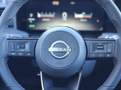 New 2026 Nissan Kicks SR FWD image 15