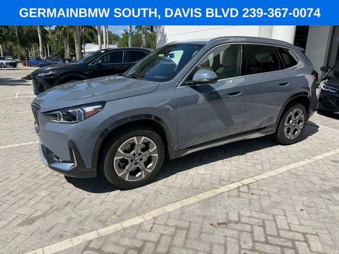 Certified 2025 BMW X1 xDrive28i w/ Technology Package image 4