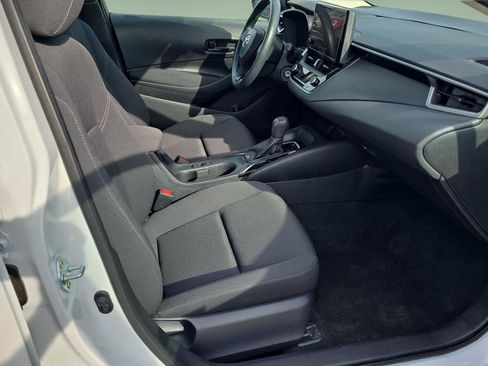 Used 2024 Toyota Corolla LE FWD image 14