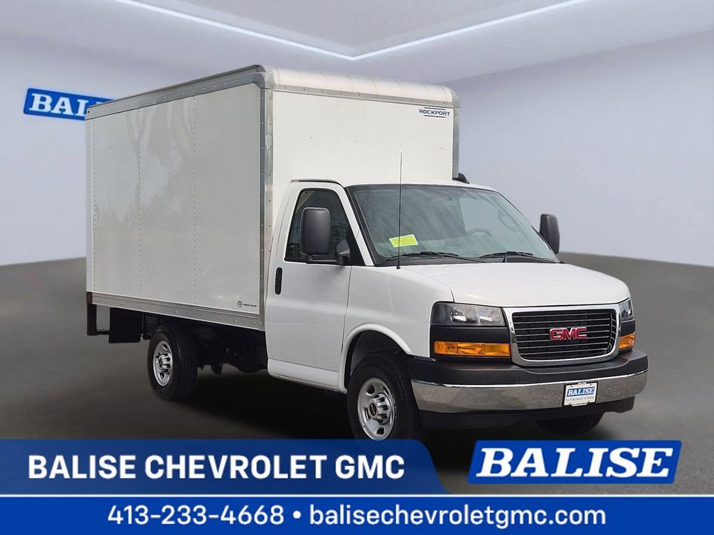New 2025 GMC Savana 3500 w/ Power Convenience Package RWD 360° Tour