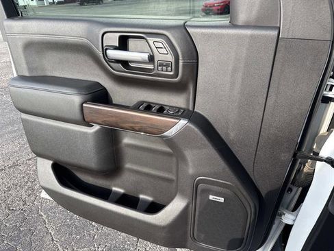 Used 2022 GMC Sierra 1500 SLT AWD/4WD image 15