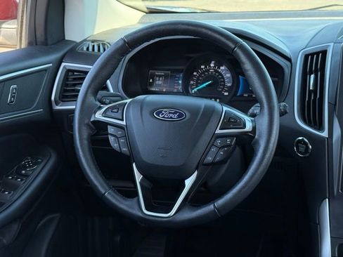 Certified 2024 Ford Edge SEL AWD/4WD image 6