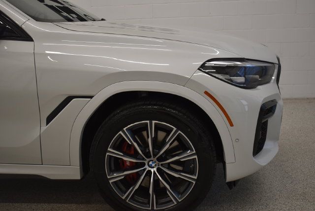 Used 2023 BMW X6 xDrive40i w/ M Sport Package AWD/4WD image 13
