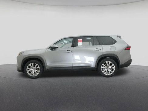 New 2026 Toyota Grand Highlander Limited image 19