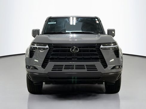 Used 2024 Lexus GX 550 w/ Accessory Package (2T) image 15