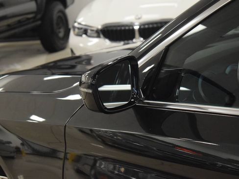 Used 2018 BMW 540i RWD image 23