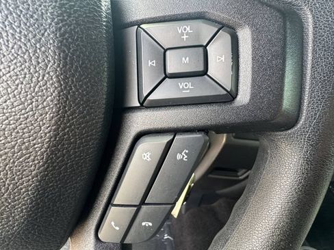 Used 2016 Ford F150 XLT AWD/4WD image 8