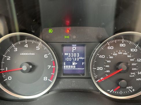 Used 2017 Subaru Crosstrek 2.0i Premium image 9