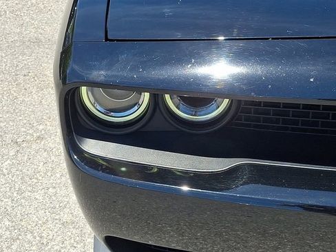 Used 2015 Dodge Challenger SRT Hellcat RWD image 26