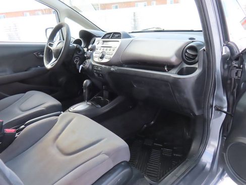 Used 2013 Honda Fit image 17
