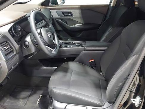 Used 2023 Nissan Rogue S AWD/4WD image 19