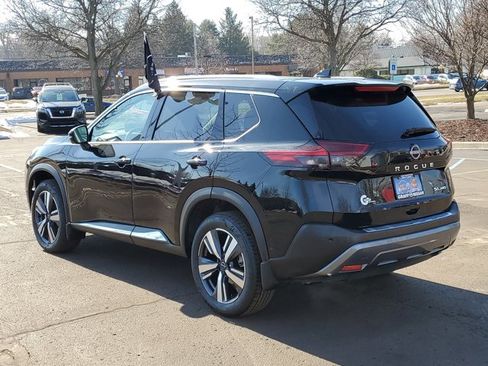 Certified 2023 Nissan Rogue SL w/ SL Premium Package image 4