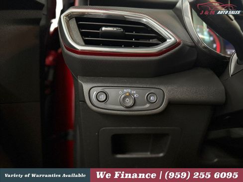Used 2022 Chevrolet TrailBlazer RS AWD/4WD image 27