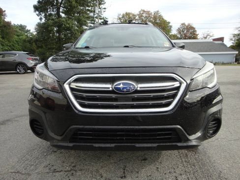 Used 2019 Subaru Outback 2.5i AWD/4WD image 2