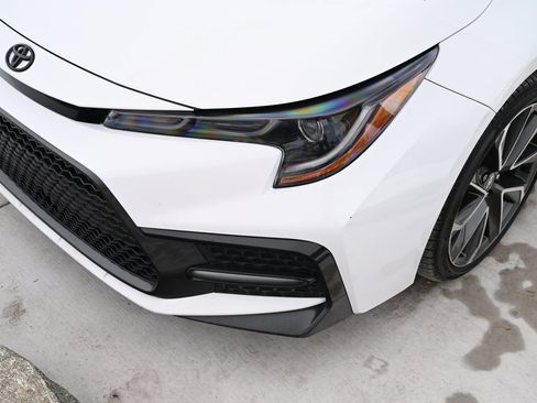 Used 2021 Toyota Corolla SE image 10